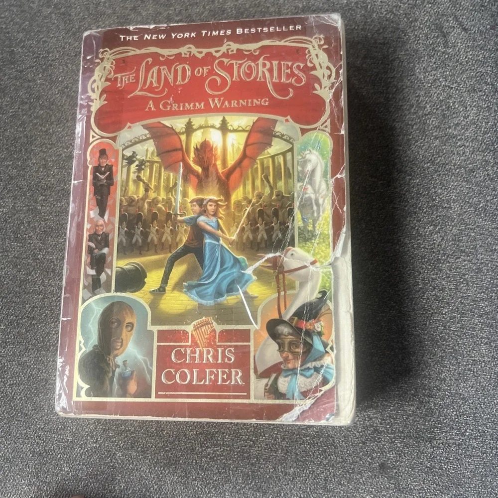 Land of Stories: a Grimm Warning by Chris Colfer (2015, Trade Paperback)